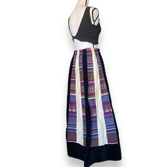 VNTG Chessa Davis Women's Maxi Skirt XS/S Multi Tapestry Velvet Lace 70s Boho - Picture 5 of 11